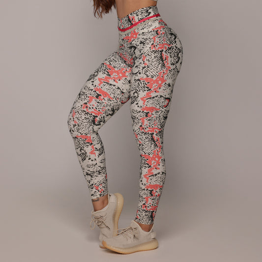 Leggins levanta colita